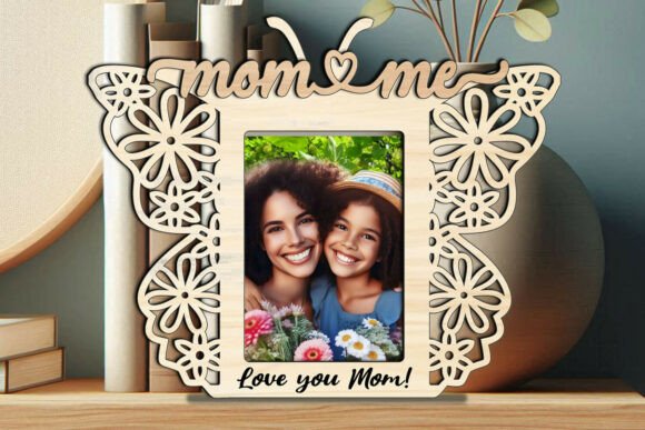 Designing with Mom Me SVG Butterfly Photo Frame